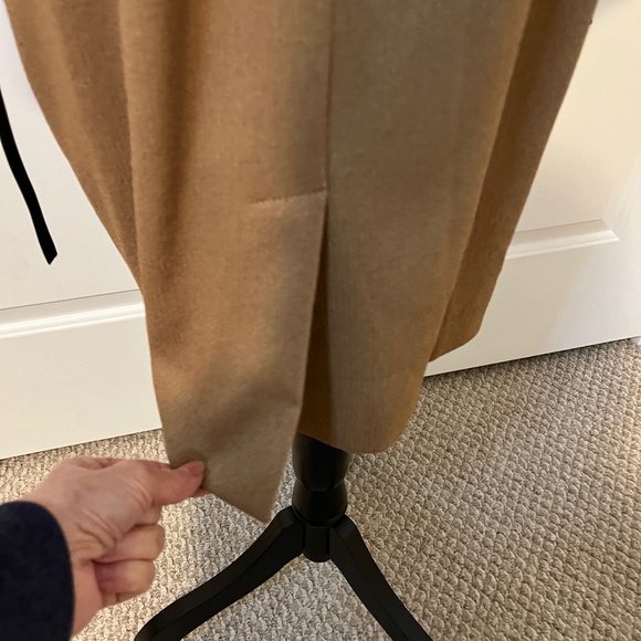 Mikane Dress. Vintage. Never Worn. Size 10 - Picture 11 of 13